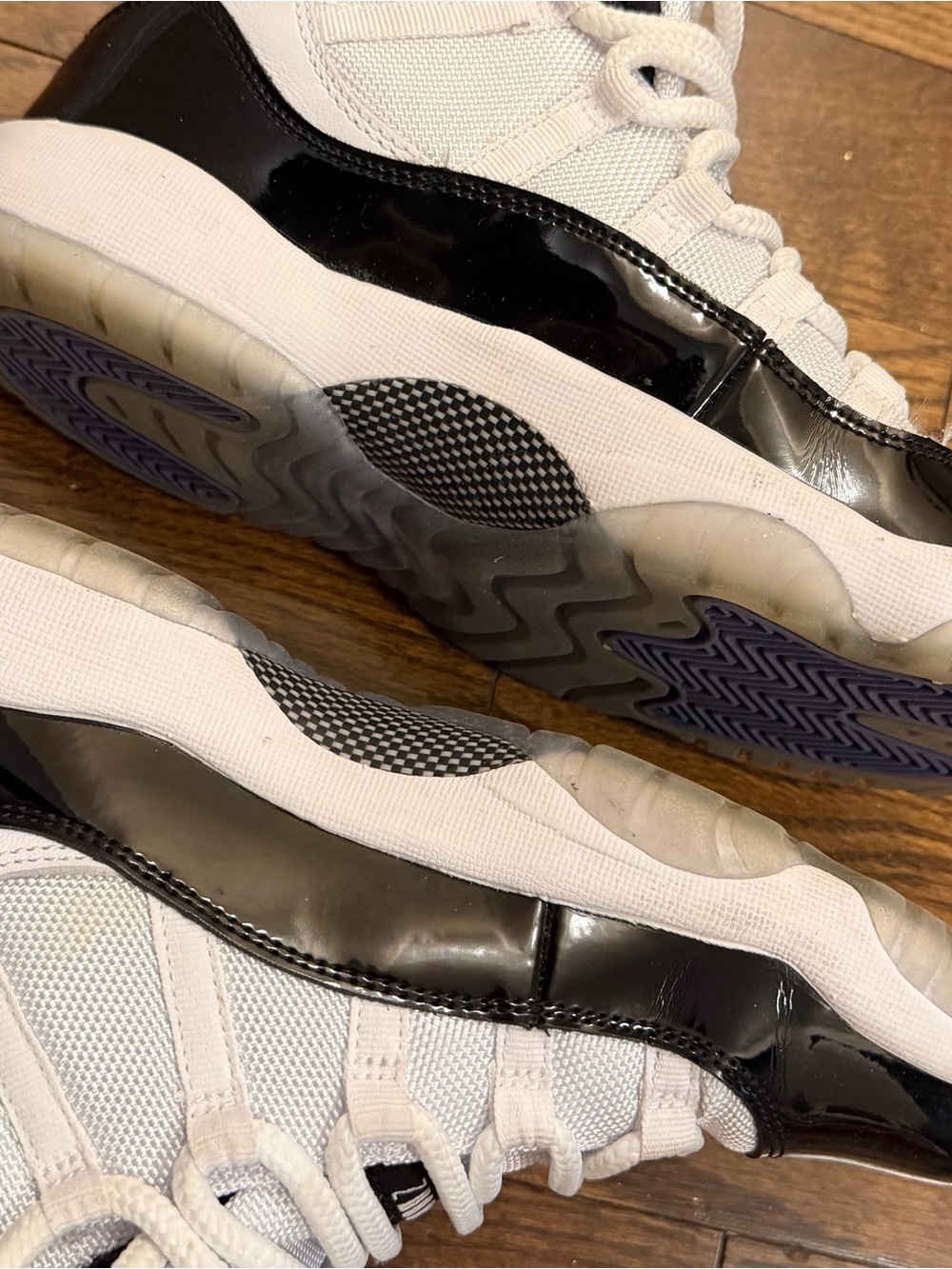 Jordan Retro 11 Concords - Picture 4 of 6